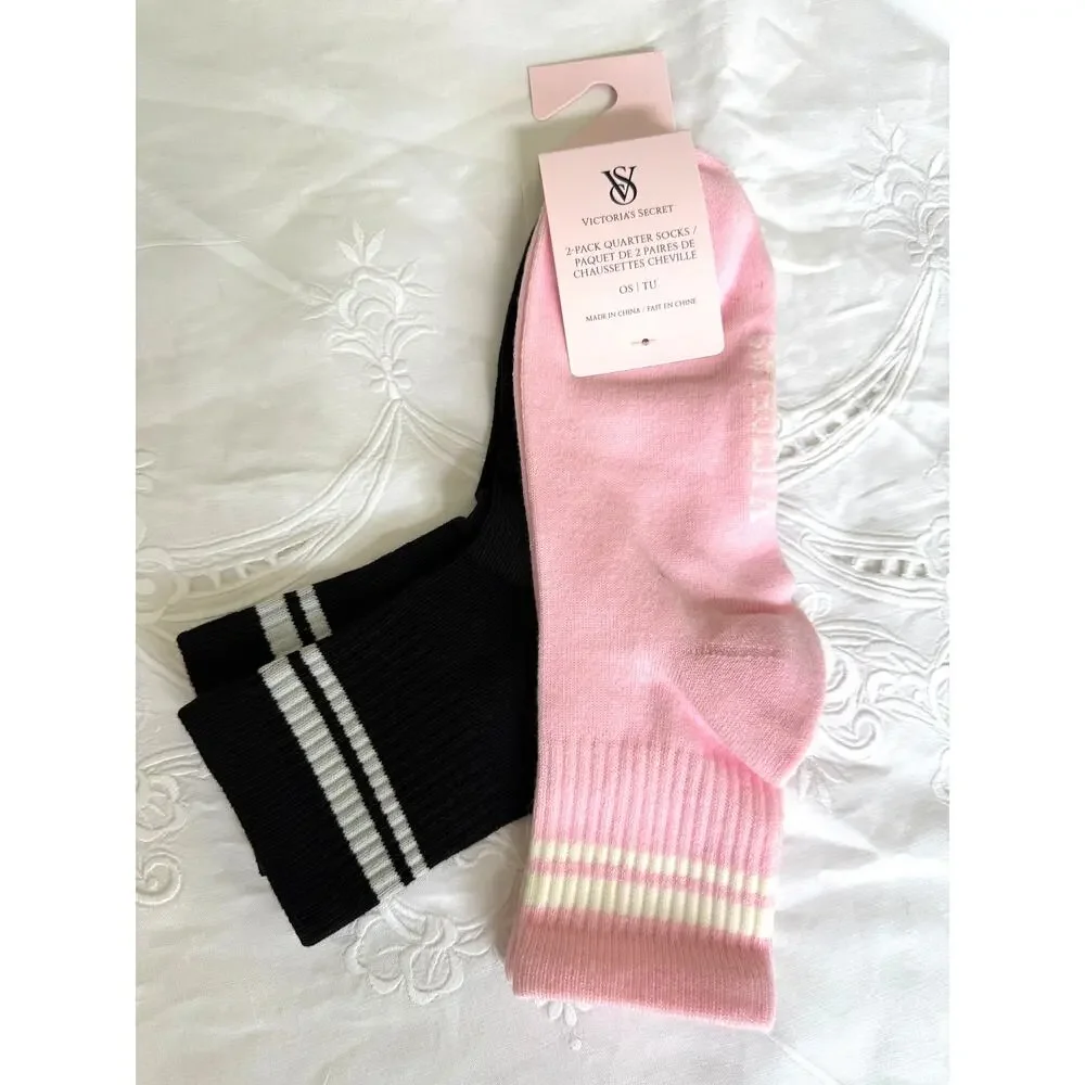 NWT Victoria's Secret Short Soft Polka Dot Plush Robe M/L and Quarter Socks Set